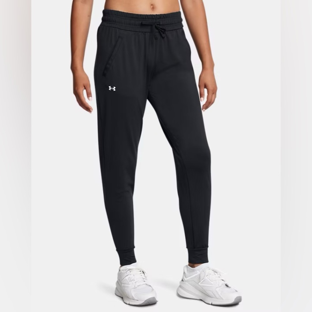 Under Armour. Tech Joggers. Black. XS “loose fit”.